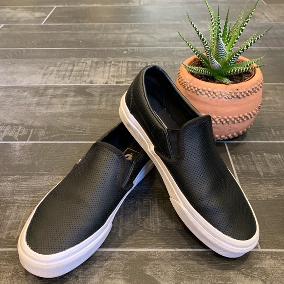vans tumbled leather slip on